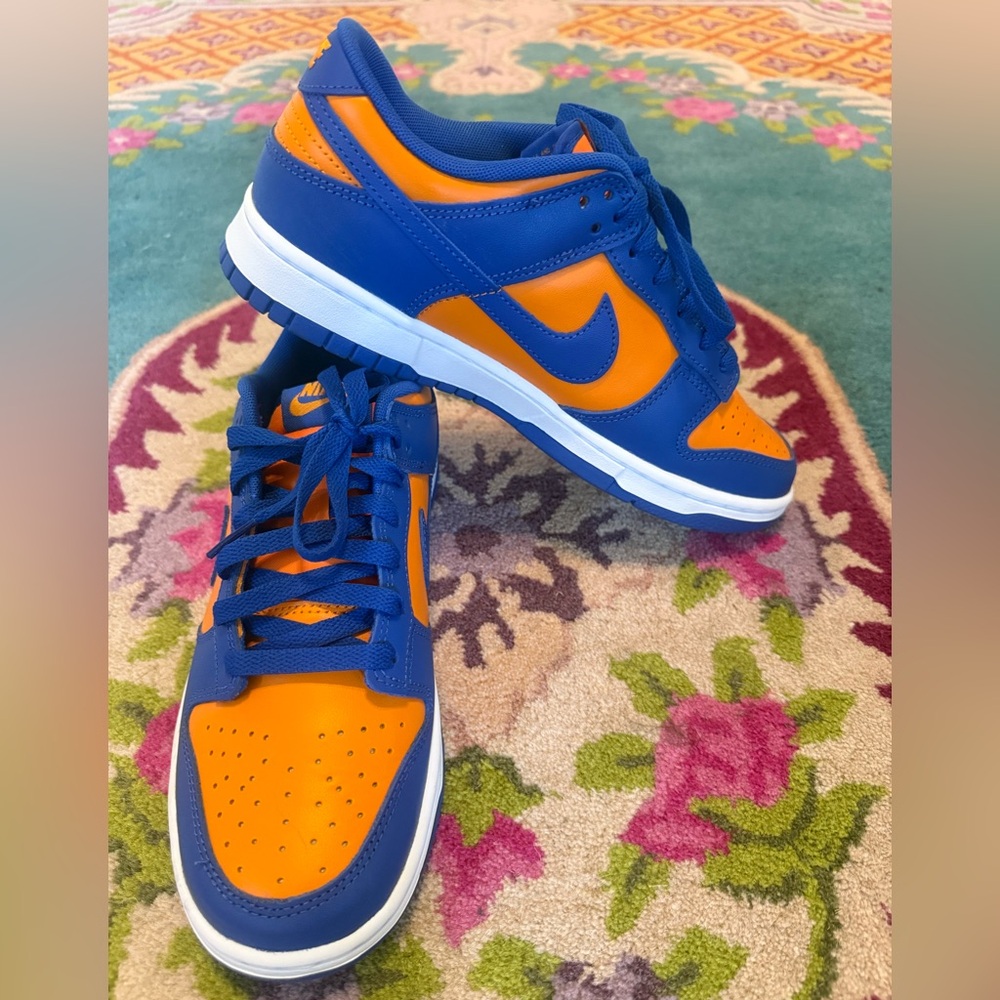 Nike Men’s DUNK LOW RETRO Sneakers in Blue and Orange Size 9. New in box.